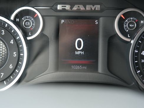 Used 2026 RAM 2500 Big Horn AWD/4WD image 4