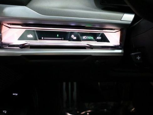 Used 2024 BMW 760i xDrive w/ Executive Package AWD/4WD image 76
