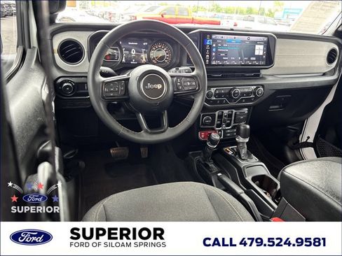 Used 2024 Jeep Wrangler Unlimited Sport AWD/4WD image 17