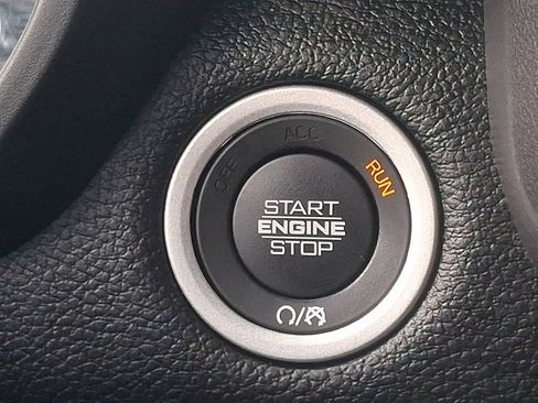 Used 2021 RAM 1500 Big Horn AWD/4WD image 22