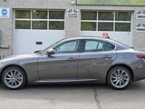 Used 2018 Alfa Romeo Giulia AWD image 3