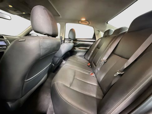 Used 2017 Nissan Altima 3.5 SL FWD image 25