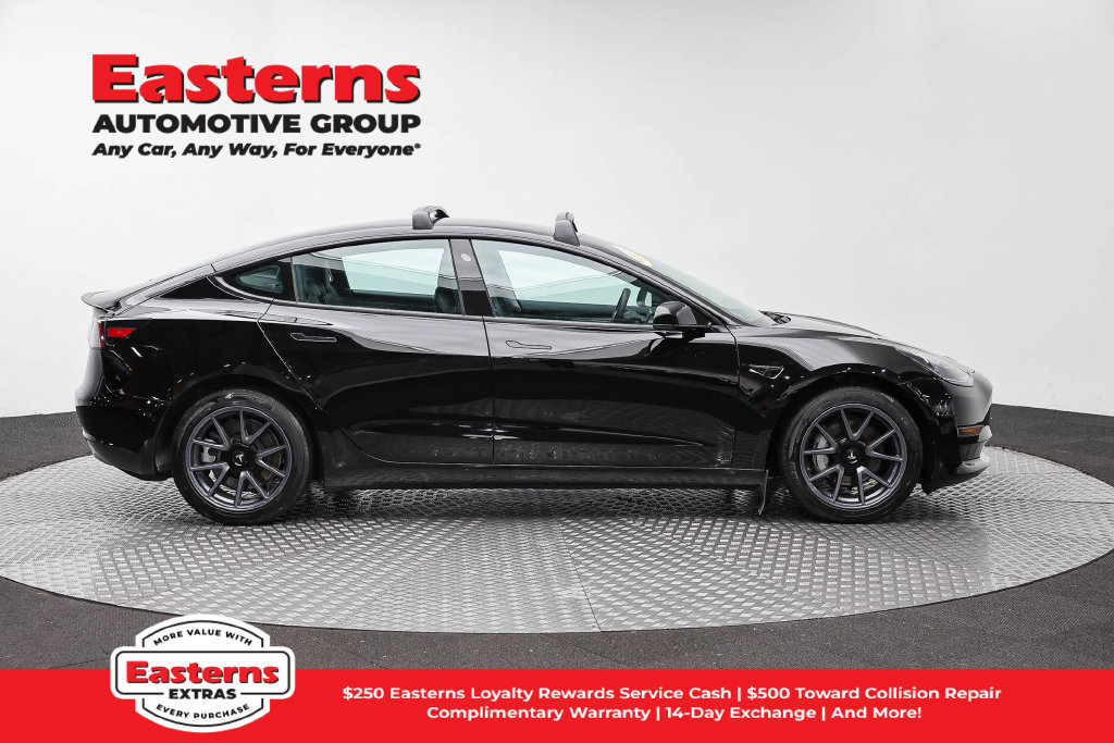 Used 2022 Tesla Model 3 Long Range AWD/4WD image 5