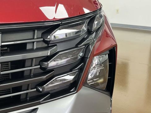 Used 2025 Hyundai Tucson SEL FWD image 10