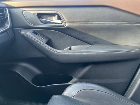 Certified 2023 Nissan Rogue Platinum w/ Platinum Premium Package image 23