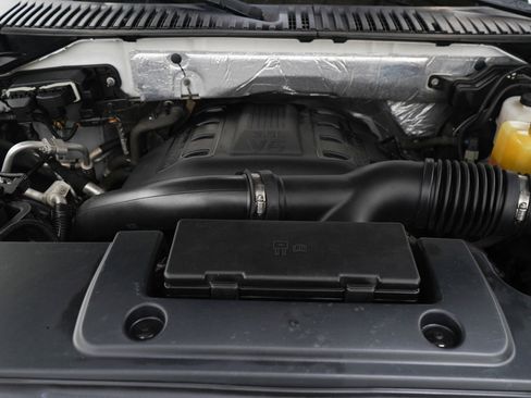 Used 2015 Ford Expedition EL Platinum image 30