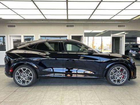 New 2025 Ford Mustang Mach-E GT image 4