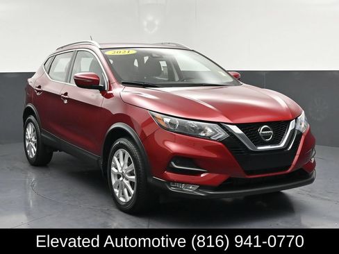 Used 2021 Nissan Rogue Sport SV AWD/4WD image 1