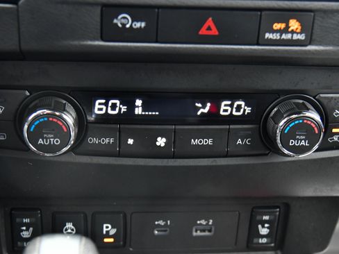 Used 2024 Nissan Frontier Pro-X w/ Pro Convenience Package image 24