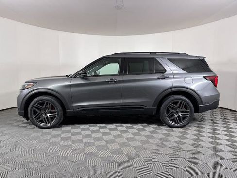 Certified 2025 Ford Explorer ST-Line w/ ST-Line Street Pack AWD/4WD image 12