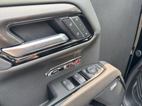 New 2026 GMC Sierra 1500 AT4 w/ Technology Package AWD/4WD image 13