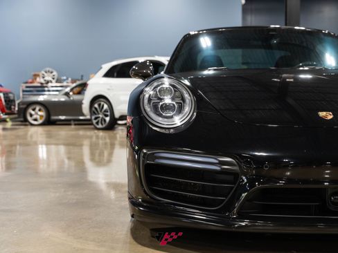 Used 2017 Porsche 911 Turbo S AWD/4WD image 15
