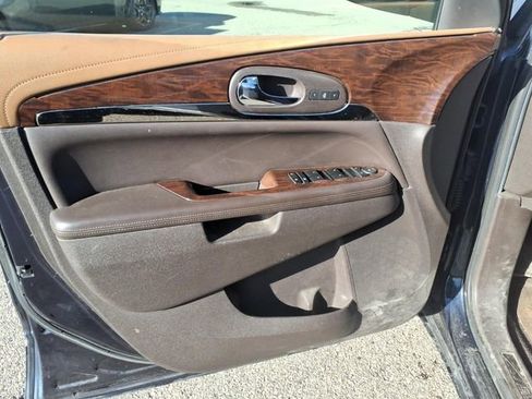 Used 2016 Buick Enclave Leather w/ Trailering Package image 9
