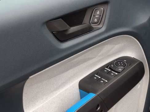 New 2025 Ford Maverick XLT w/ Equipment Group 301A image 19