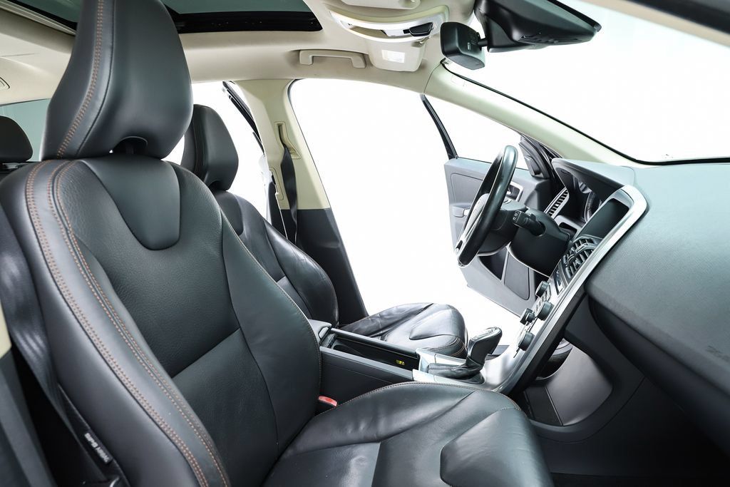 Used 2013 Volvo XC60 T6 AWD/4WD image 71