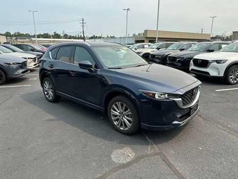 Certified 2023 MAZDA CX-5 Signature AWD/4WD image 4
