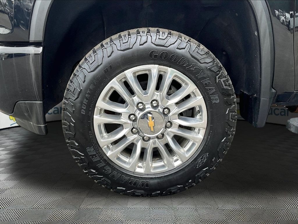 Used 2022 Chevrolet Silverado 2500 High Country w/ Technology Package AWD/4WD image 22