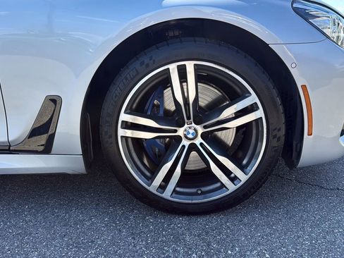 Used 2019 BMW 740i 740i Sedan 4D w/ Executive Package image 42