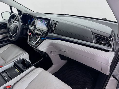 Used 2023 Honda Odyssey Elite image 38