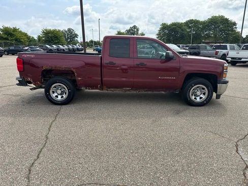 Used 2014 Chevrolet Silverado 1500 W/T w/ Trailering Package AWD/4WD image 9