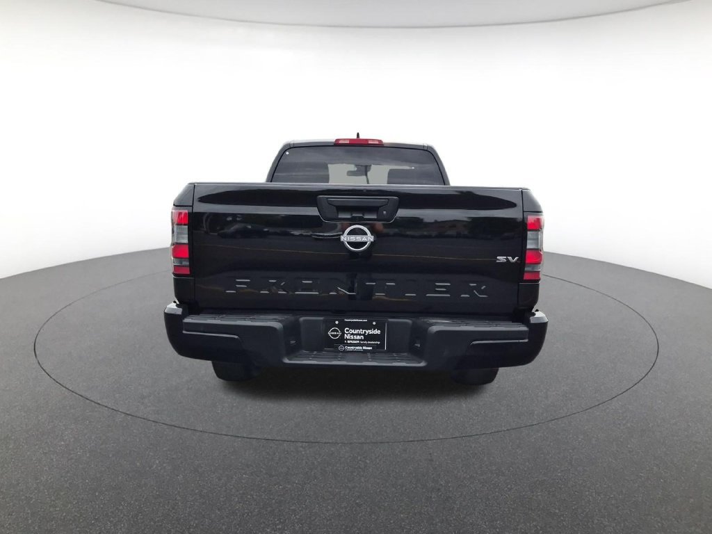 Used 2024 Nissan Frontier SV RWD image 6