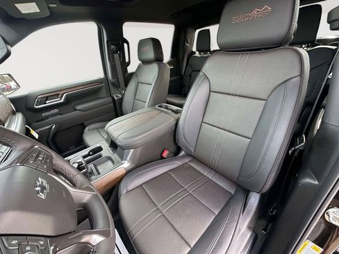 Certified 2025 Chevrolet Silverado 1500 High Country w/ Midnight Edition image 23