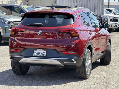 Used 2023 Buick Encore GX Essence w/ Experience Buick Package FWD image 5