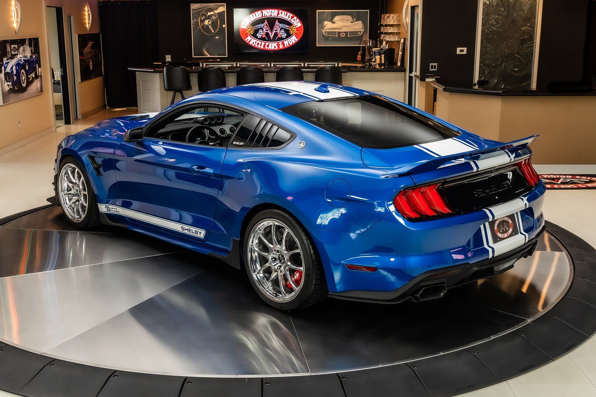 Used 2021 Ford Mustang GT Premium w/ Equipment Group 401A RWD image 17
