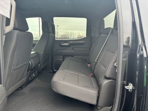 Used 2023 Chevrolet Silverado 1500 LT image 17