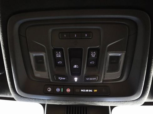 Used 2024 GMC Sierra 2500 Denali Ultimate image 40