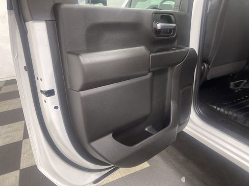 Used 2024 Chevrolet Silverado 2500 W/T image 15