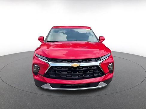 Used 2025 Chevrolet Blazer LT FWD image 4