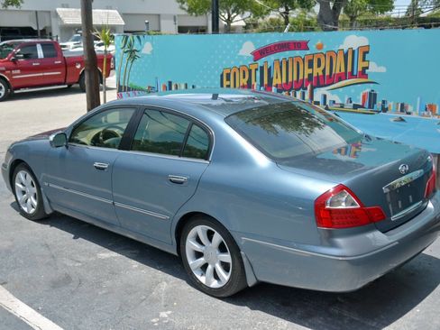 Used 2005 INFINITI Q45 w/ (P01) Premium Pkg image 6