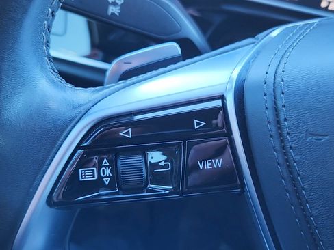 Used 2020 Audi S8 L image 13