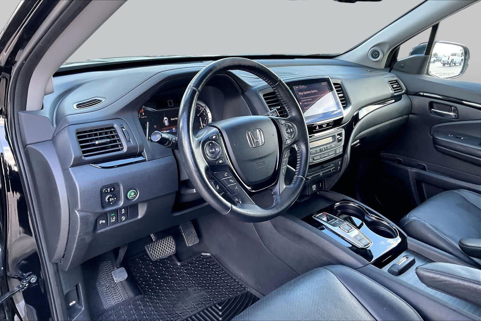 Used 2016 Honda Pilot Elite image 18