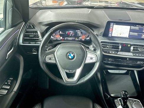 Used 2024 BMW X3 xDrive30i image 10