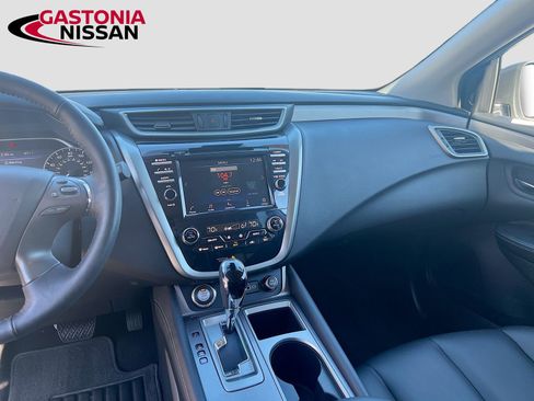 Used 2024 Nissan Murano SV w/ SV Midnight Edition Package image 31