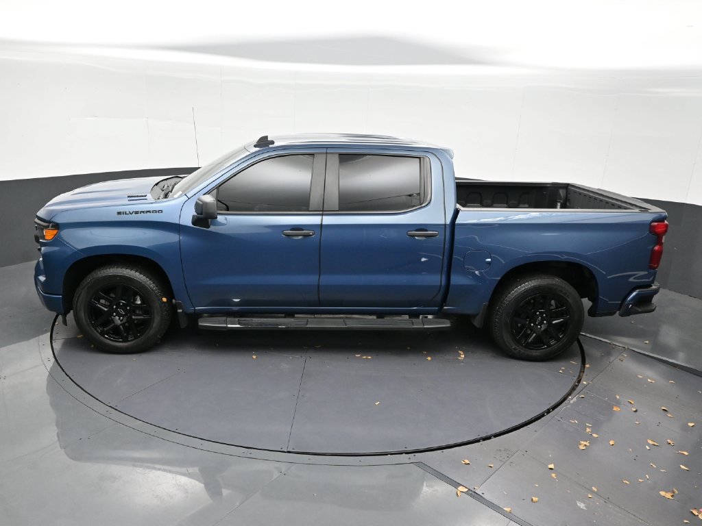 Used 2024 Chevrolet Silverado 1500 Custom w/ LPO, Dark Essentials Package RWD image 17