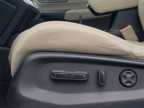 Used 2018 Honda CR-V EX image 14