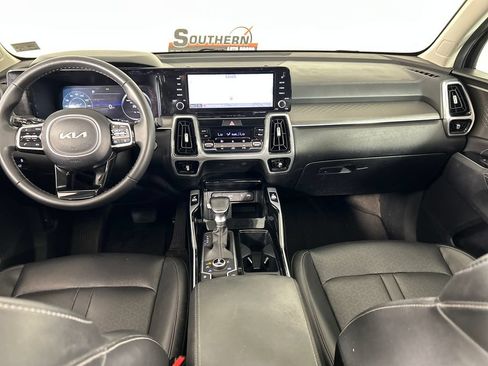 Used 2023 Kia Sorento SX AWD/4WD image 19