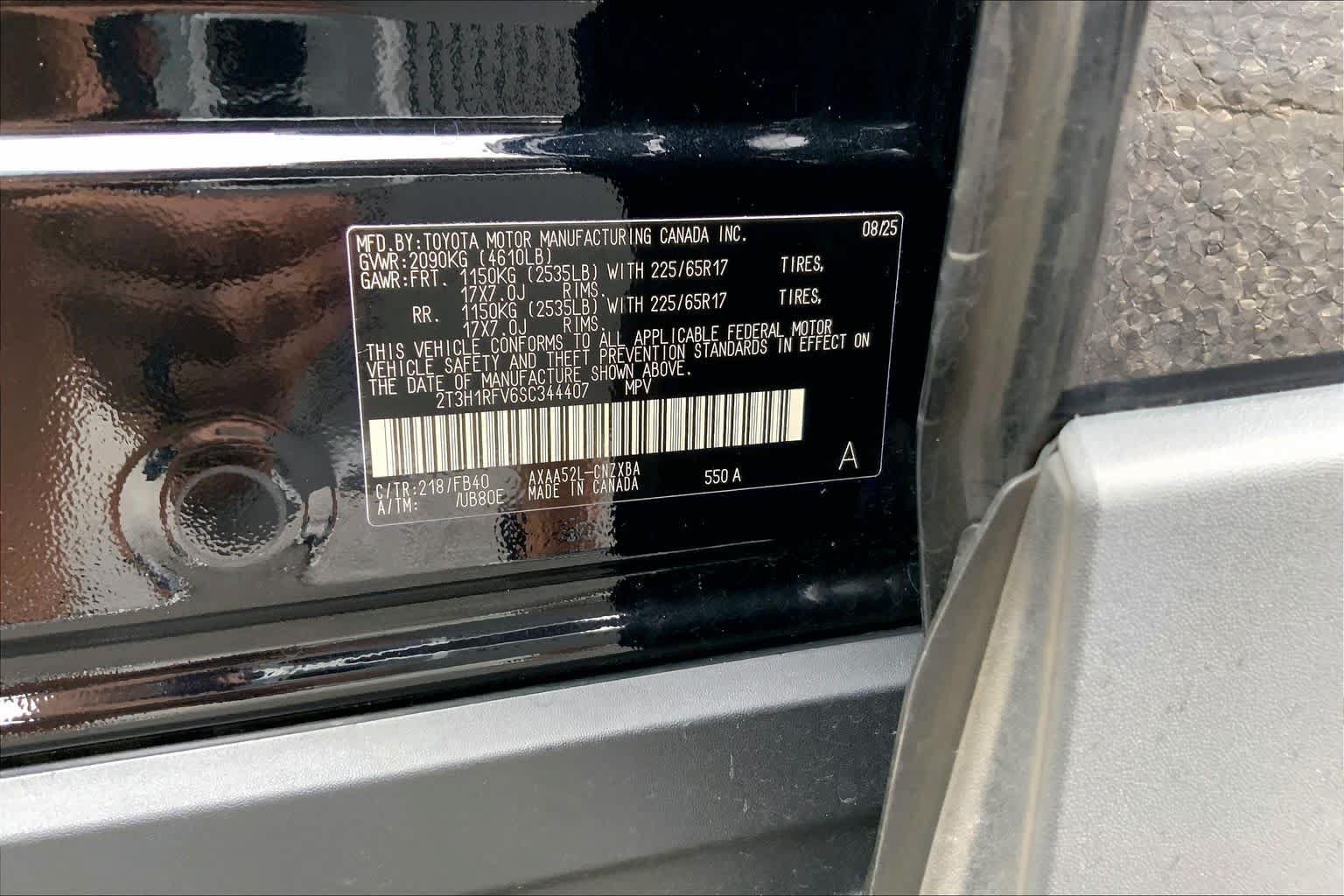 Used 2025 Toyota RAV4 LE FWD image 29