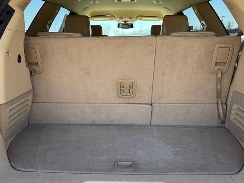 Used 2011 Buick Enclave CXL image 25