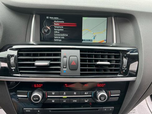 Used 2016 BMW X3 sDrive28i RWD image 18
