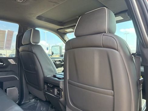 New 2026 GMC Sierra 2500 AT4X AWD/4WD image 51