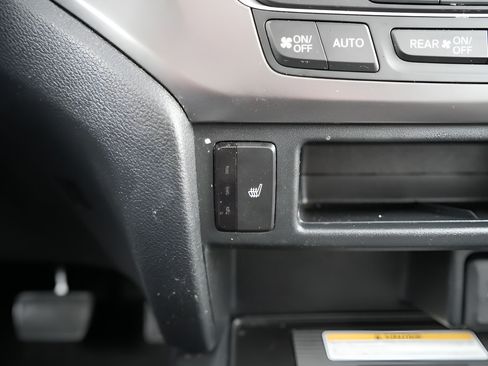 Used 2023 Honda Passport EX-L image 35