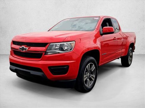 Certified 2018 Chevrolet Colorado W/T w/ Custom Special Edition AWD/4WD image 3