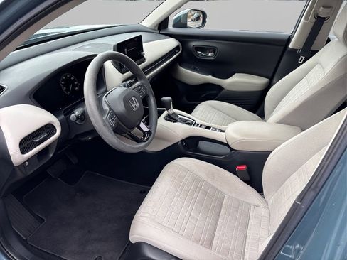 Used 2024 Honda HR-V LX image 9