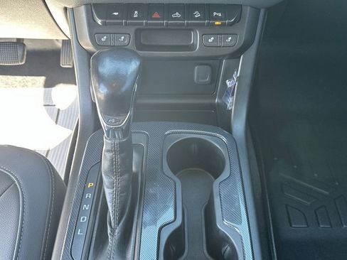 Used 2022 Chevrolet Colorado Z71 AWD/4WD image 21