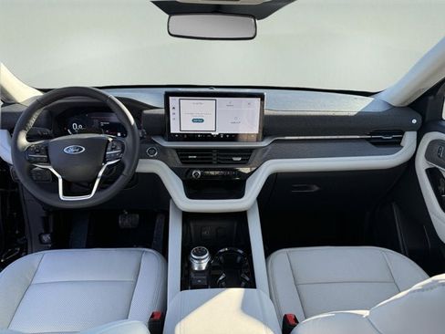 New 2026 Ford Explorer Active w/ Active Comfort Package AWD/4WD image 12