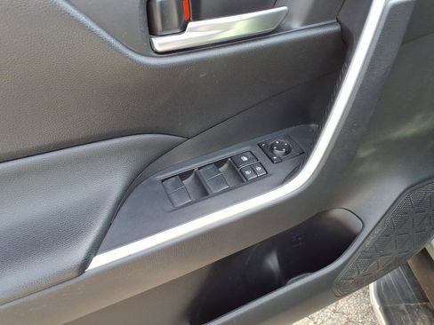 Certified 2019 Toyota RAV4 XLE w/ All Weather Liner Package image 9